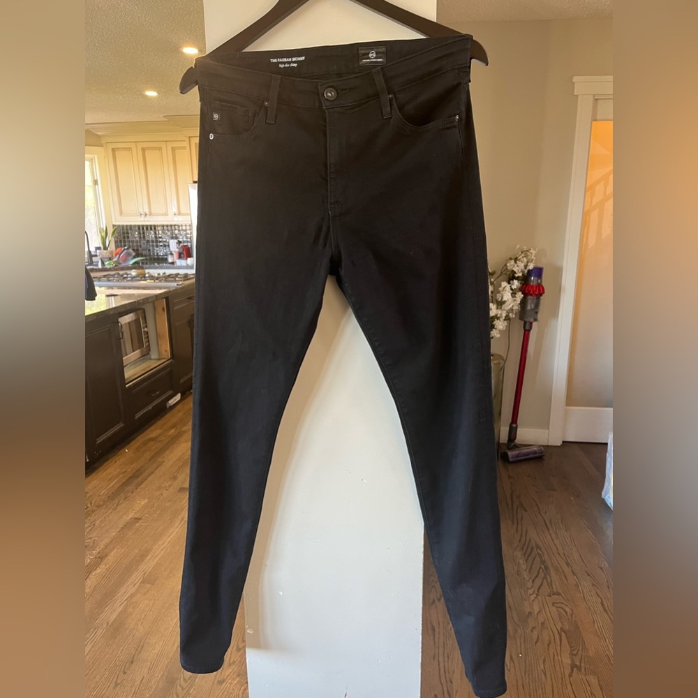 AG Farrah Skinny jet black jeans